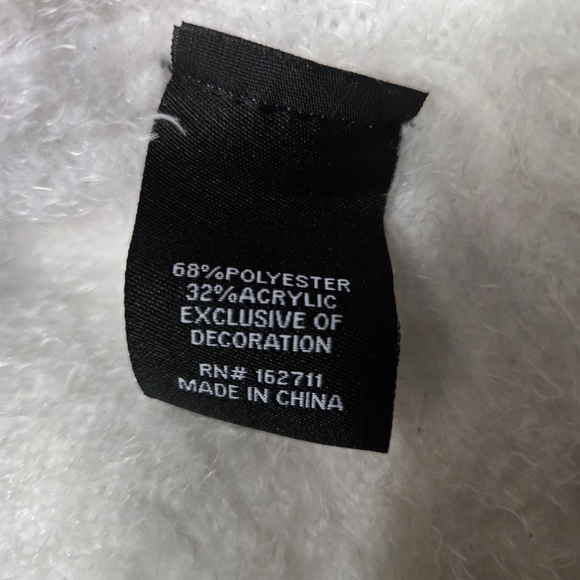 33 Degrees Fuzzy Snowflake Cardigan Christmas Sweater – Small – White & Gold - Picture 7 of 7